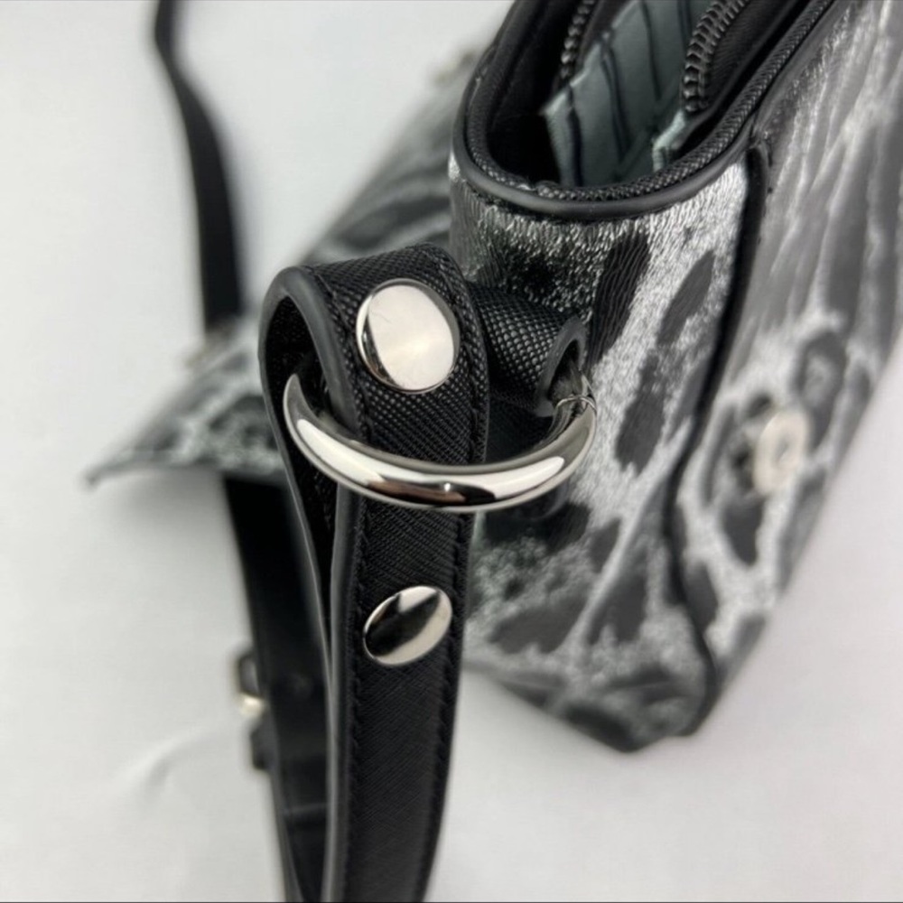 Source Unknown Black and Gray Leopard Crossbody Bag - Picture 11 of 11